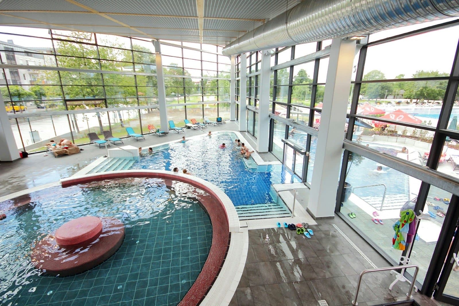 Szuglo shared space 15