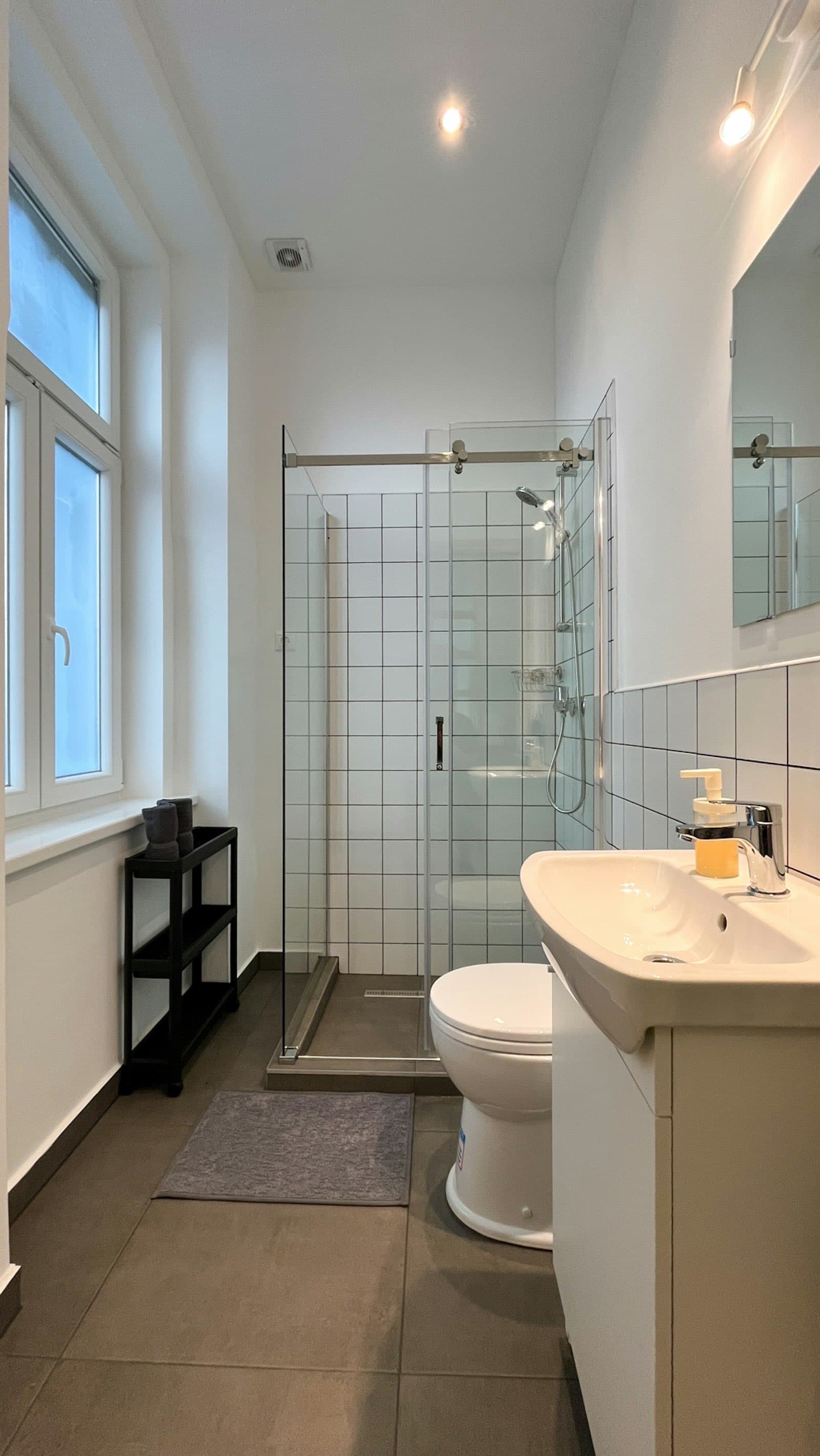 Wesselenyi shared space 3